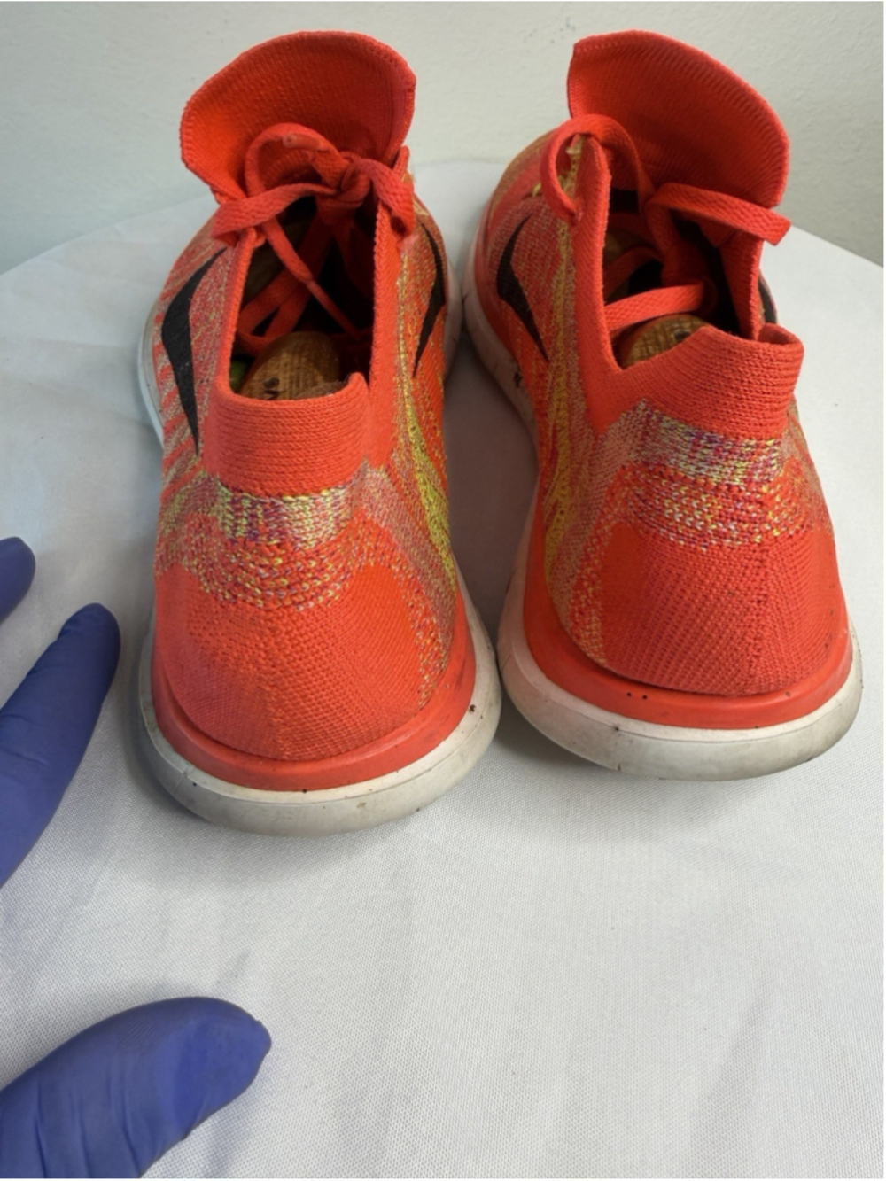Nike - Picture 3 of 5